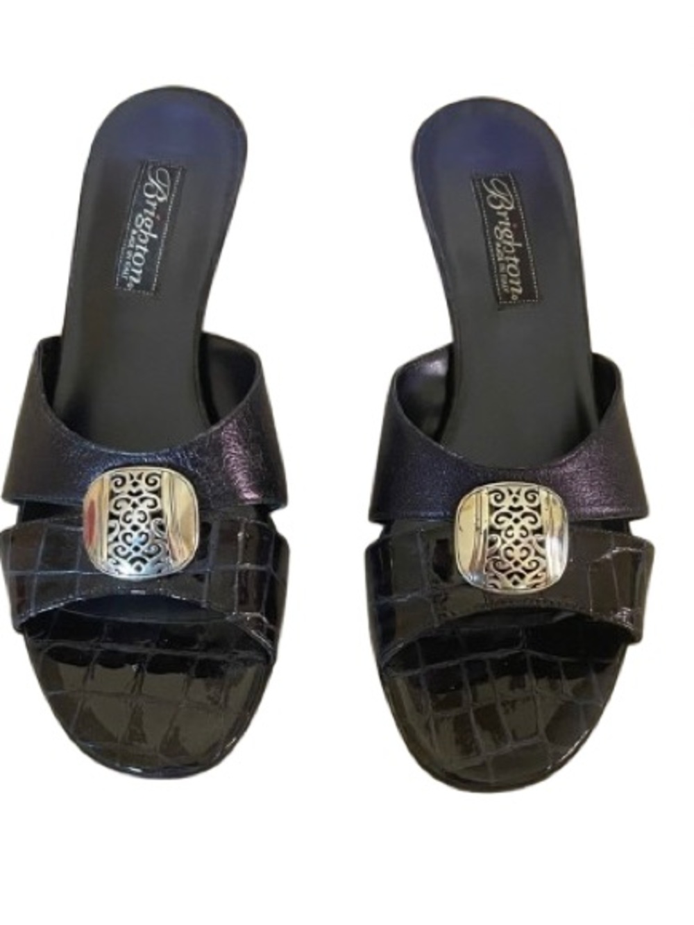 NWOT Brighton Kaye Patent Leather Kitten Heels with Decorative Silver Medallion